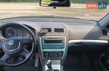 Лифтбек Skoda Octavia 2010 в 