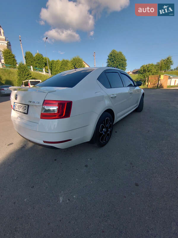 Лифтбек Skoda Octavia 2020 в Бориславе