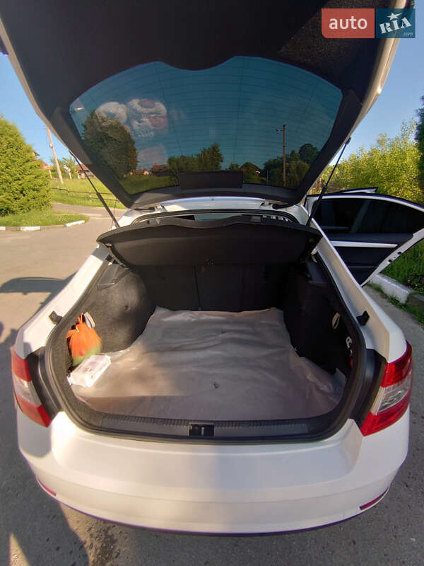 Лифтбек Skoda Octavia 2020 в Бориславе