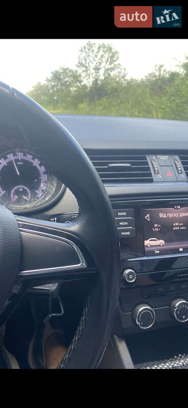 Лифтбек Skoda Octavia 2020 в Бориславе