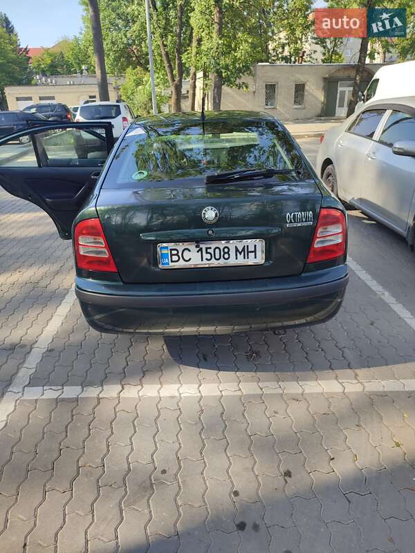 Лифтбек Skoda Octavia 2000 в Львове