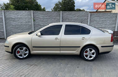 Лифтбек Skoda Octavia 2005 в Белой Церкви