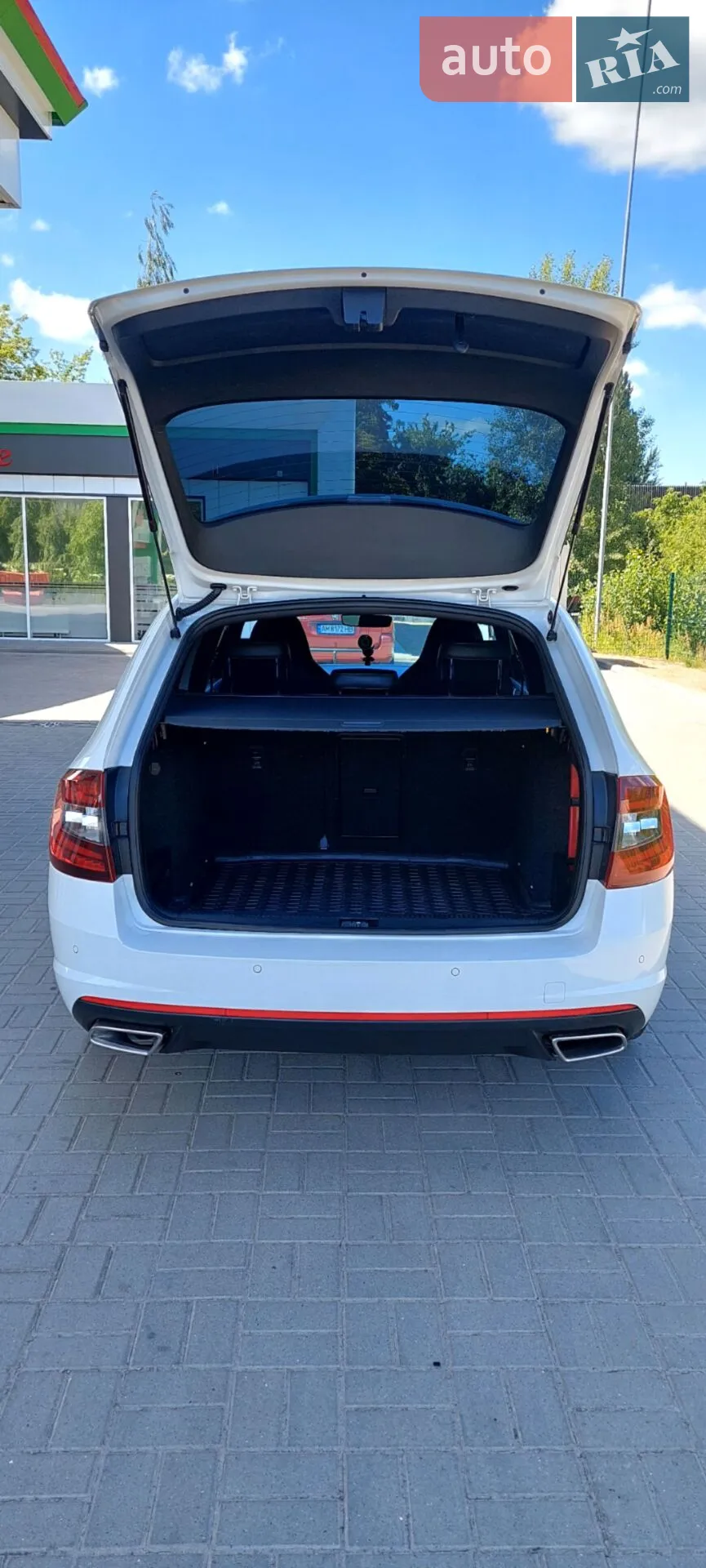 2017 Skoda Octavia - мініатюра 24