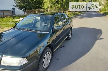 Ліфтбек Skoda Octavia 2004 в Новояворівську