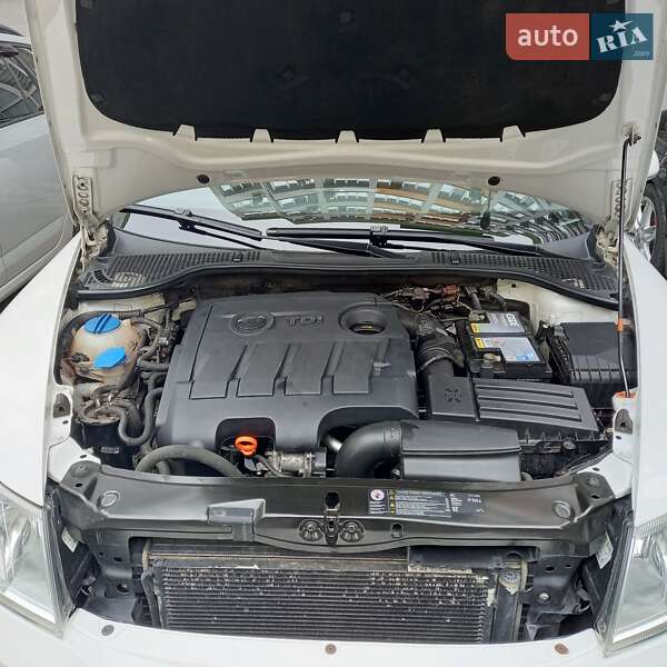 Ліфтбек Skoda Octavia 2012 в Києві