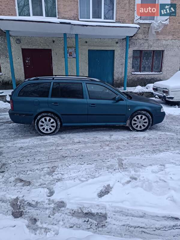 Універсал Skoda Octavia 2003 в Чернігові