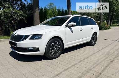 Универсал Skoda Octavia 2017 в Львове