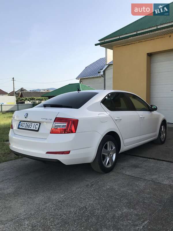 Лифтбек Skoda Octavia 2013 в Хусте