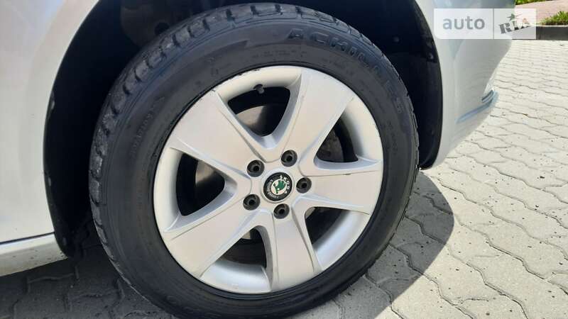 Універсал Skoda Octavia 2012 в Львові фото 5 Універсал Skoda Octavia 2012 в Львові