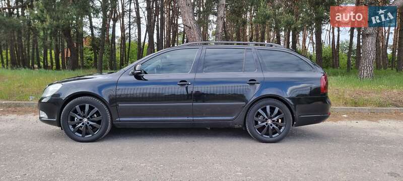 Універсал Skoda Octavia 2012 в Сумах