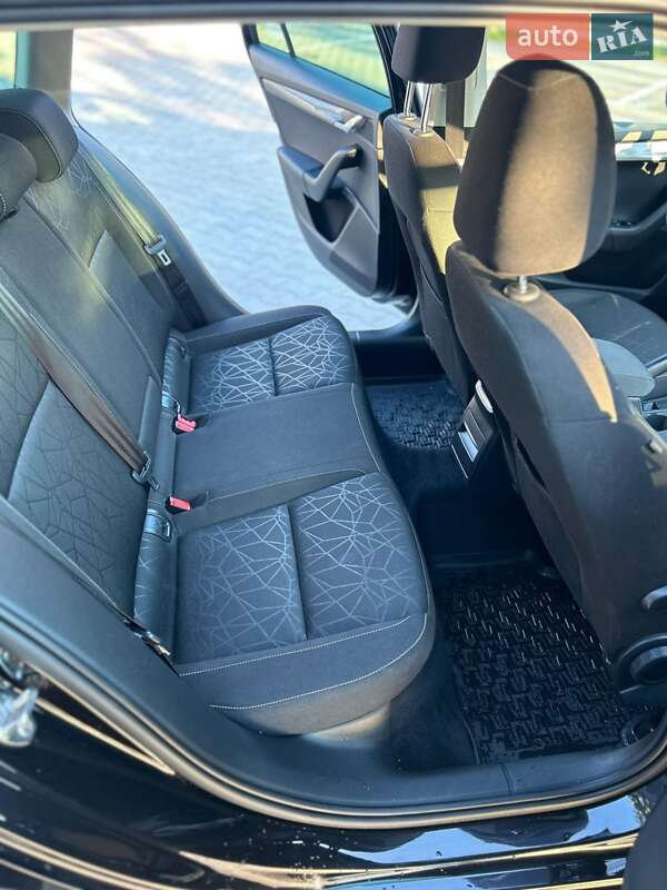 Універсал Skoda Octavia 2018 в Рівному фото 31 Універсал Skoda Octavia 2018 в Рівному