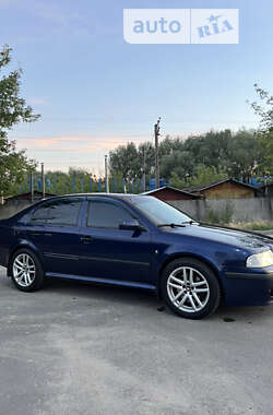 Ліфтбек Skoda Octavia 2000 в Києві