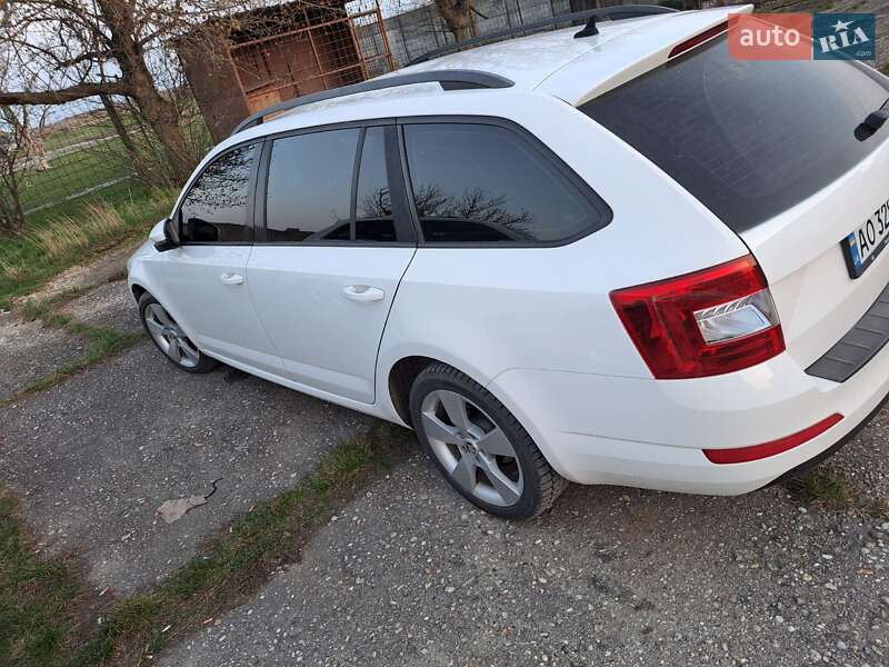 Універсал Skoda Octavia 2013 в Тячеві