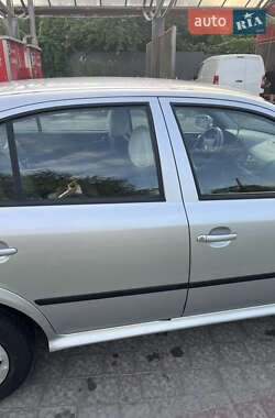 Лифтбек Skoda Octavia 2008 в 