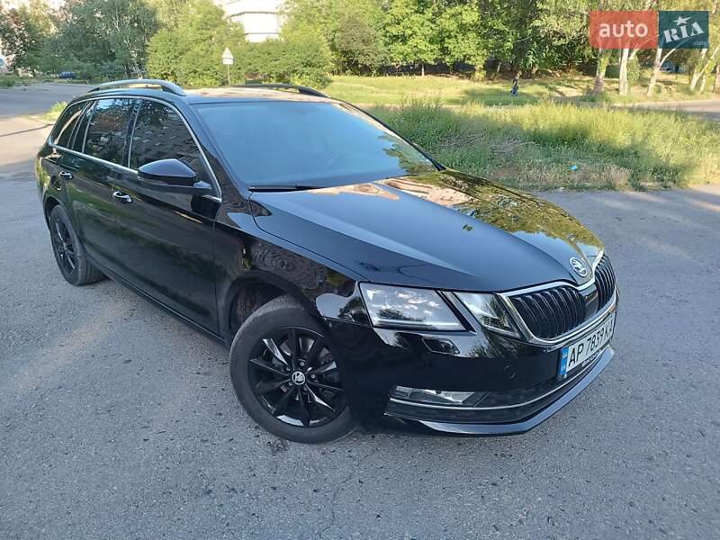 Універсал Skoda Octavia 2019 в Запоріжжі