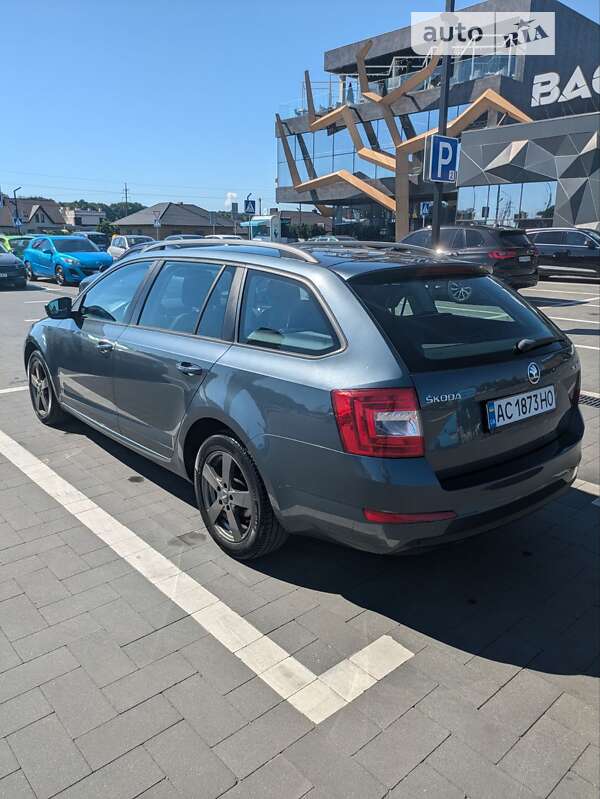 Універсал Skoda Octavia 2014 в Луцьку