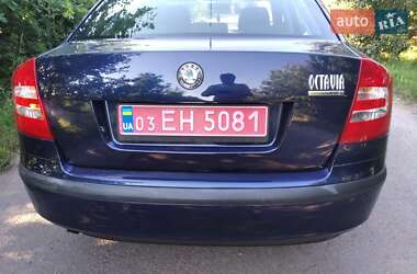 Лифтбек Skoda Octavia 2005 в 