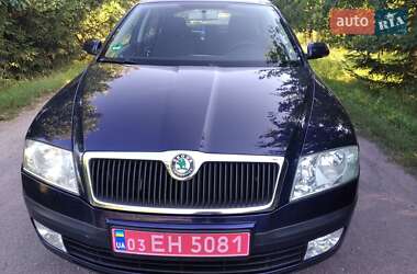 Лифтбек Skoda Octavia 2005 в 