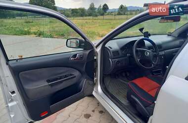 Универсал Skoda Octavia 2003 в 