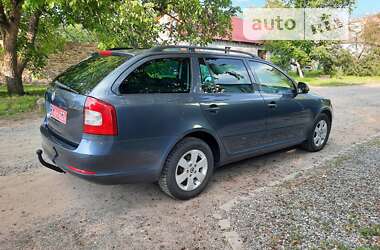 Универсал Skoda Octavia 2010 в Полтаве