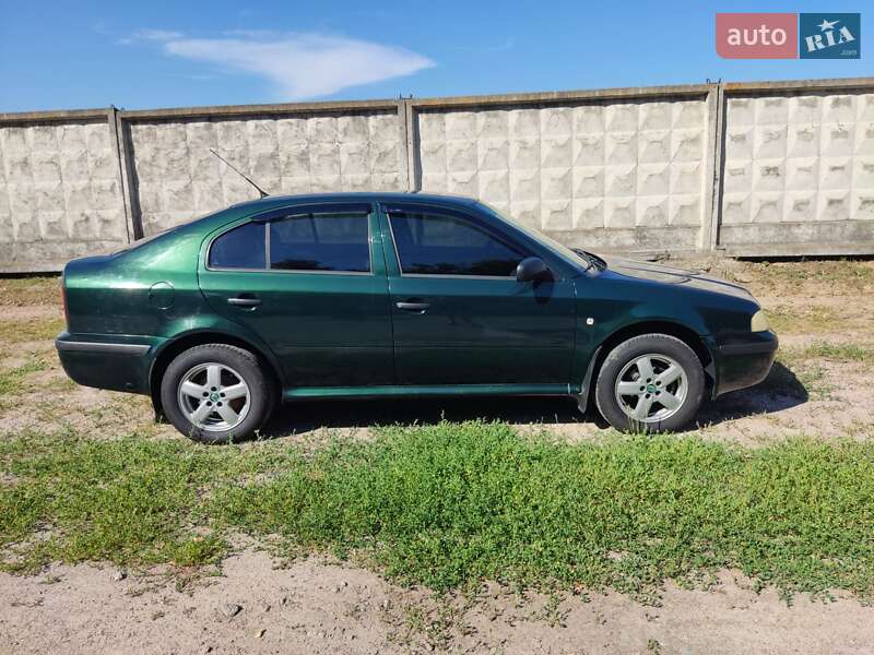 Ліфтбек Skoda Octavia 2001 в Києві