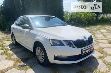 Лифтбек Skoda Octavia 2017 в Виннице