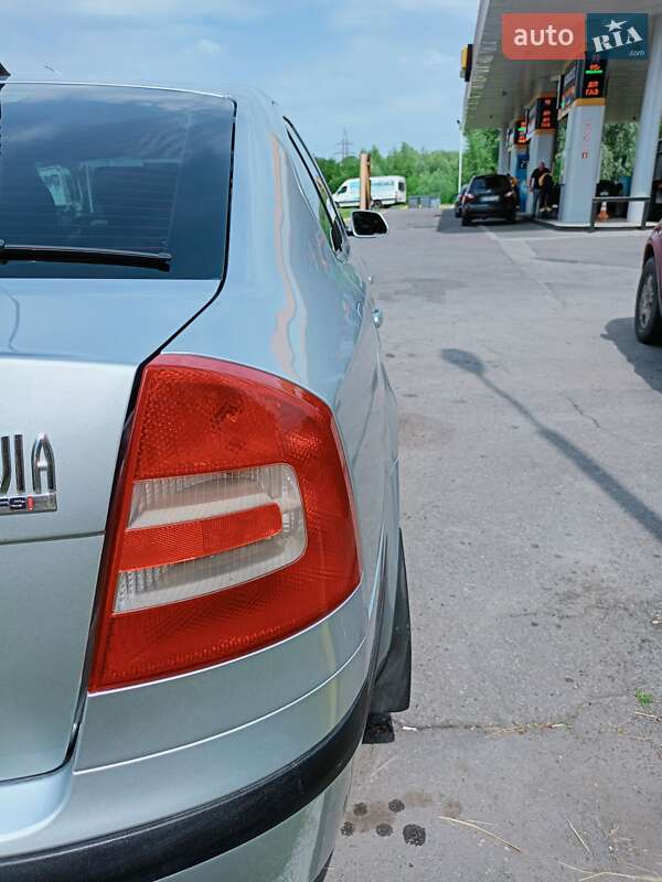 Лифтбек Skoda Octavia 2008 в Полтаве