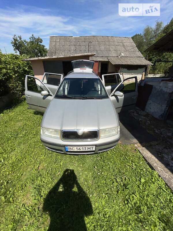 Универсал Skoda Octavia 2001 в Дрогобыче