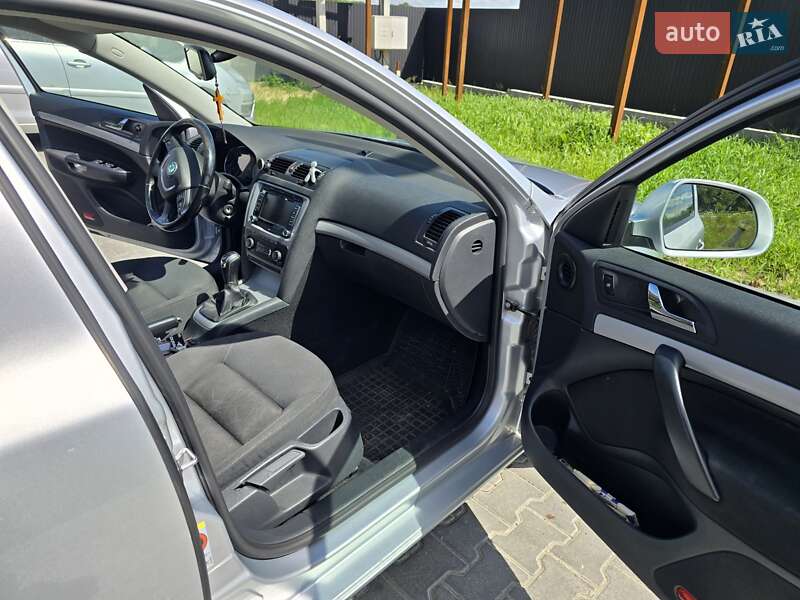 Универсал Skoda Octavia 2012 в Львове фото 12 Универсал Skoda Octavia 2012 в Львове