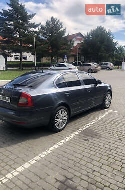 Лифтбек Skoda Octavia 2011 в 