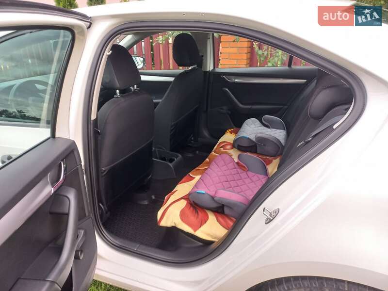 Лифтбек Skoda Octavia 2014 в Стрые