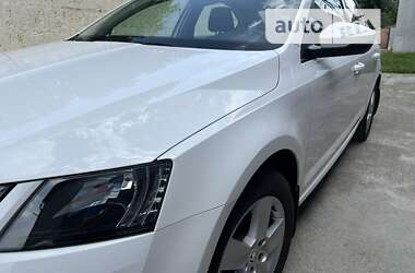 Лифтбек Skoda Octavia 2018 в 