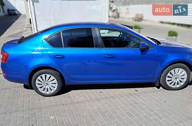 Лифтбек Skoda Octavia 2013 в 