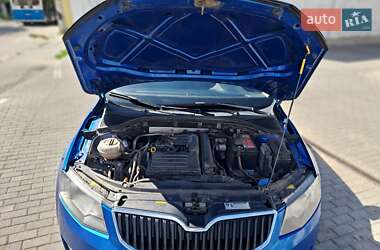 Лифтбек Skoda Octavia 2013 в 
