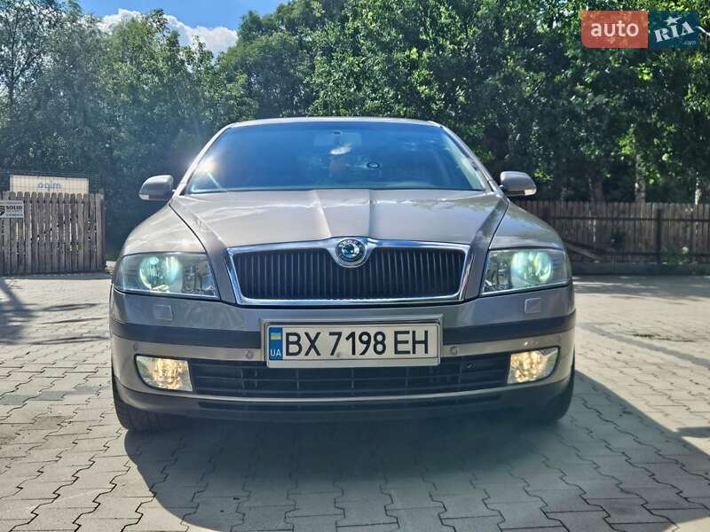 Лифтбек Skoda Octavia 2006 в 