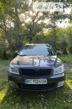 Універсал Skoda Octavia 2012 в Дрогобичі