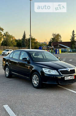 Лифтбек Skoda Octavia 2010 в Житомире