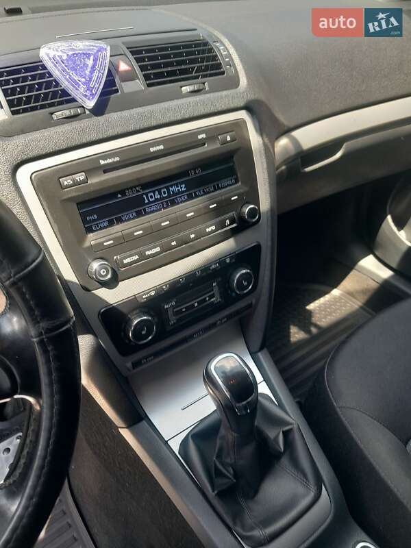 Універсал Skoda Octavia 2011 в Яремчі