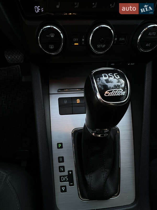 Універсал Skoda Octavia 2015 в Житомирі