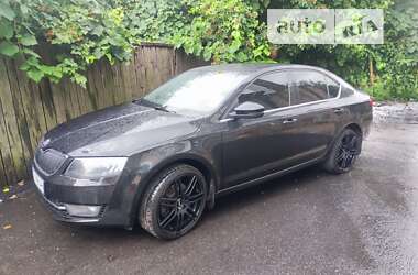 Лифтбек Skoda Octavia 2013 в 