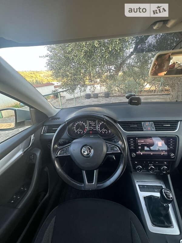 Лифтбек Skoda Octavia 2017 в Тячеве