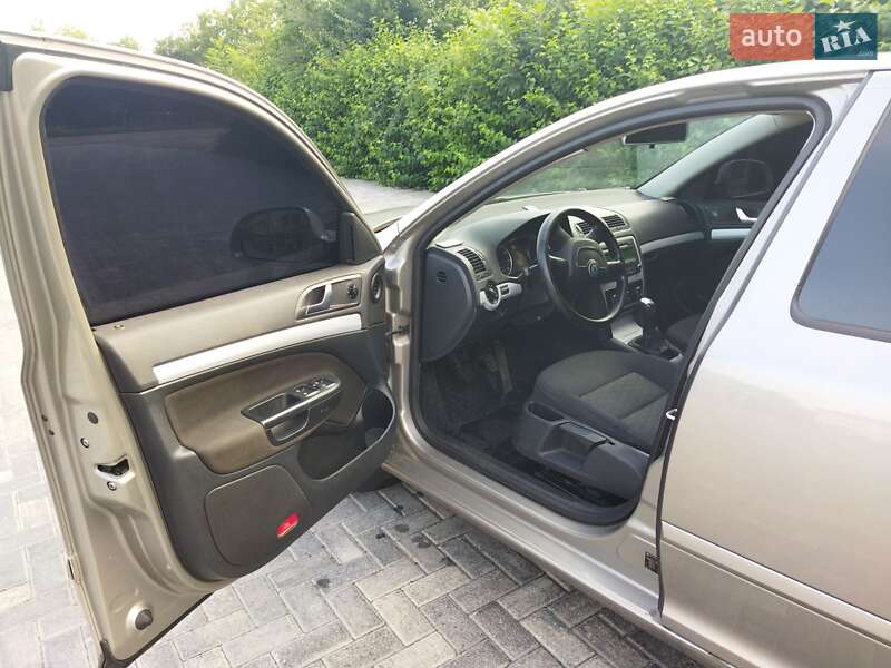 Лифтбек Skoda Octavia 2011 в Виннице