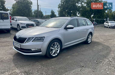 Универсал Skoda Octavia 2019 в Луцке