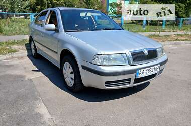 Лифтбек Skoda Octavia 2001 в Киеве