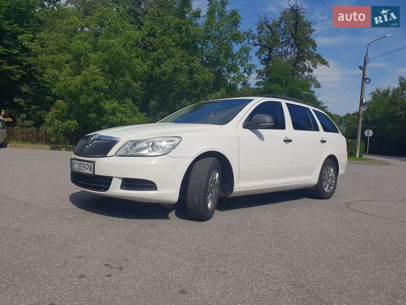 Універсал Skoda Octavia 2010 в Трускавці