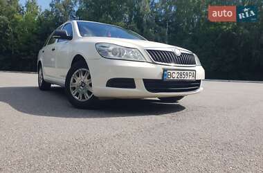 Универсал Skoda Octavia 2010 в 