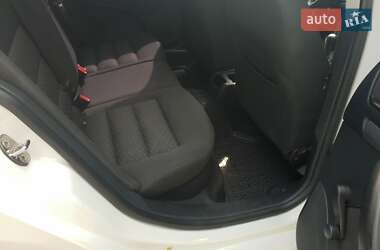 Универсал Skoda Octavia 2010 в 