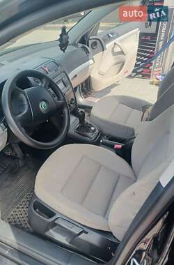 Лифтбек Skoda Octavia 2005 в Самборе