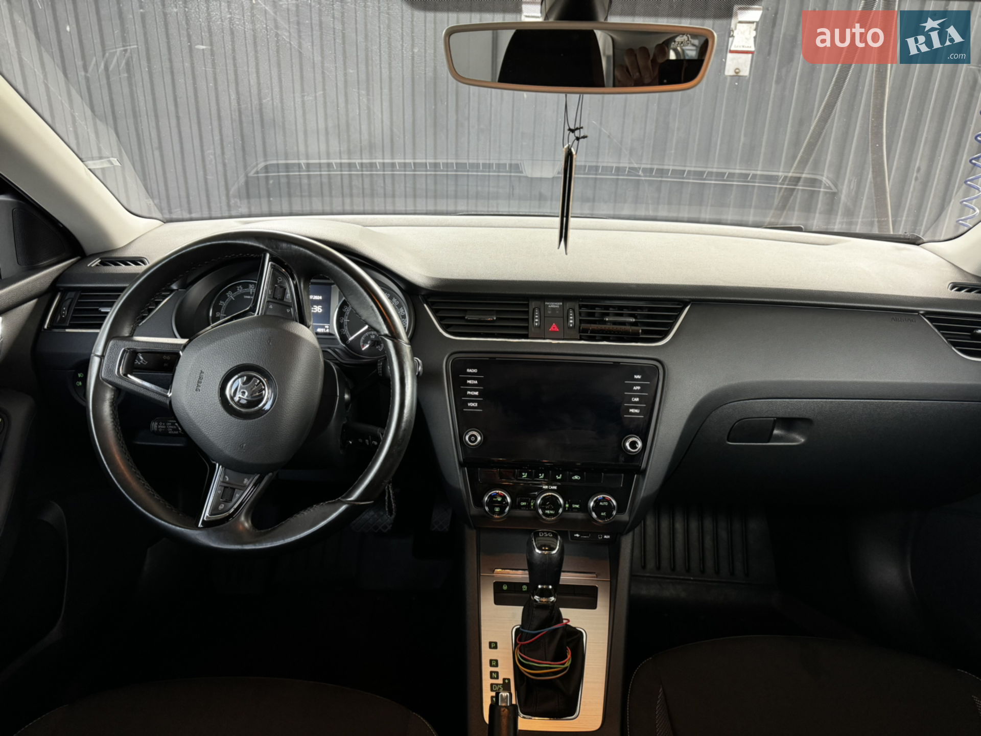 2017 Skoda Octavia - мініатюра 2