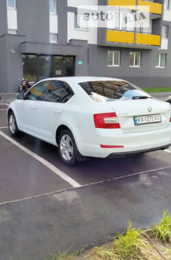 Лифтбек Skoda Octavia 2014 в 